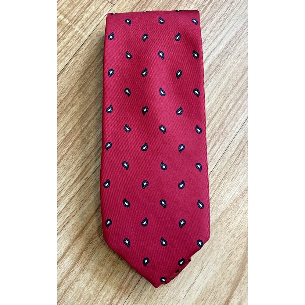 Brooks Brothers Mens OS Red Paisley Teardrop Silk Makers Necktie USA Made Office